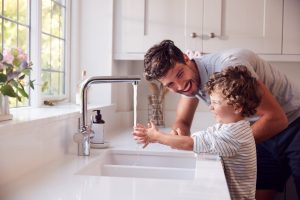 Cómo inculcar a los más pequeños de casa la importancia de lavarse las manos: trucos y recomendaciones